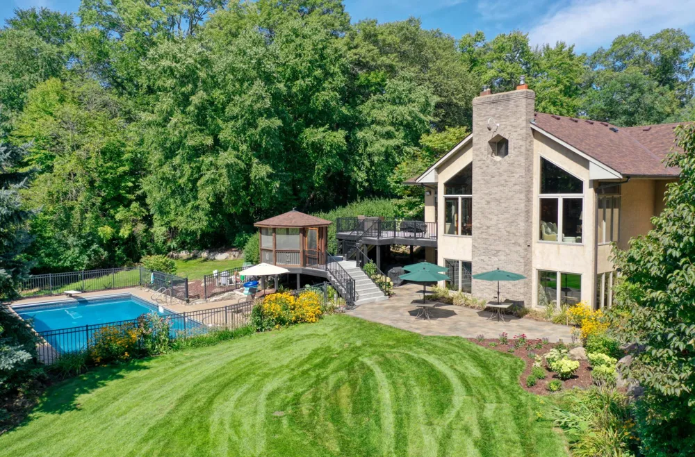 20025 Jeffrey Avenue Forest Lake, MN 55025