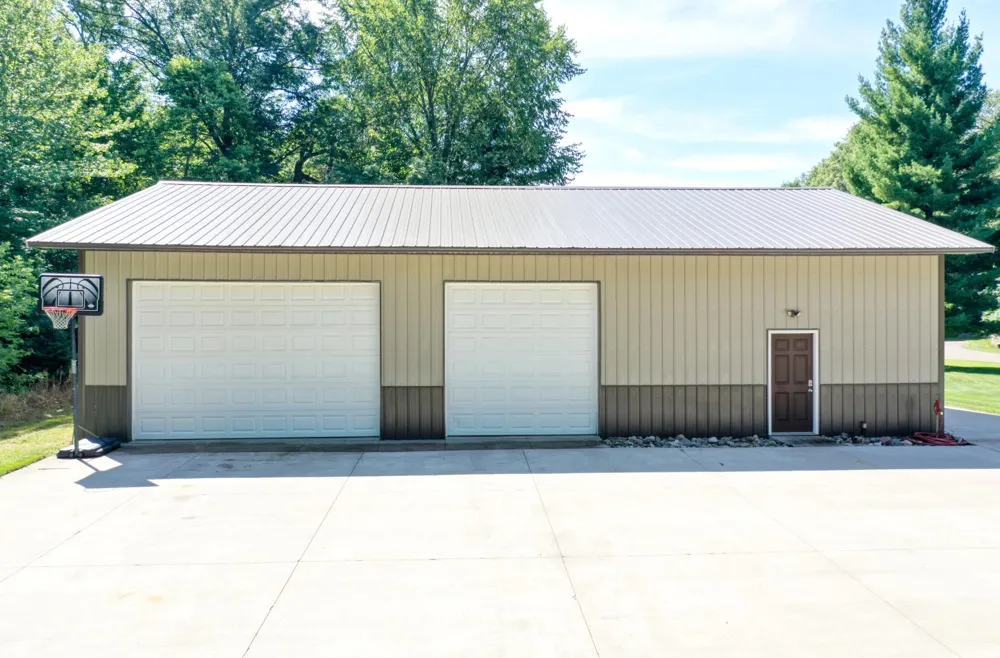 20025 Jeffrey Avenue Forest Lake, MN 55025