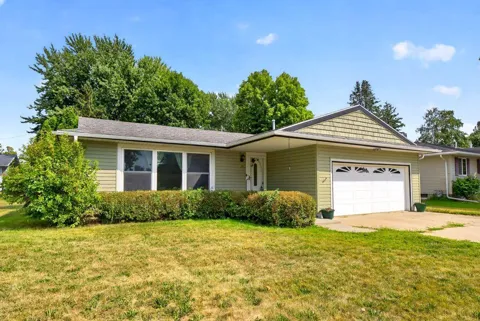 115 1st Street SE