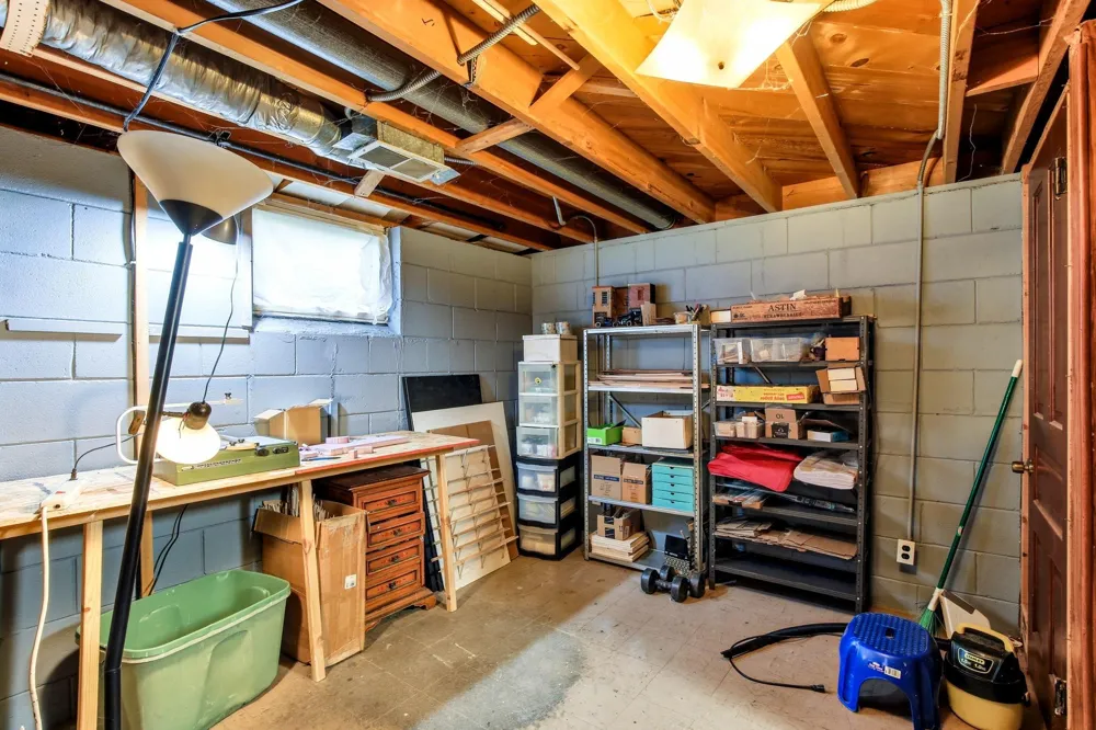 2801 Galtier Street Roseville, MN 55113