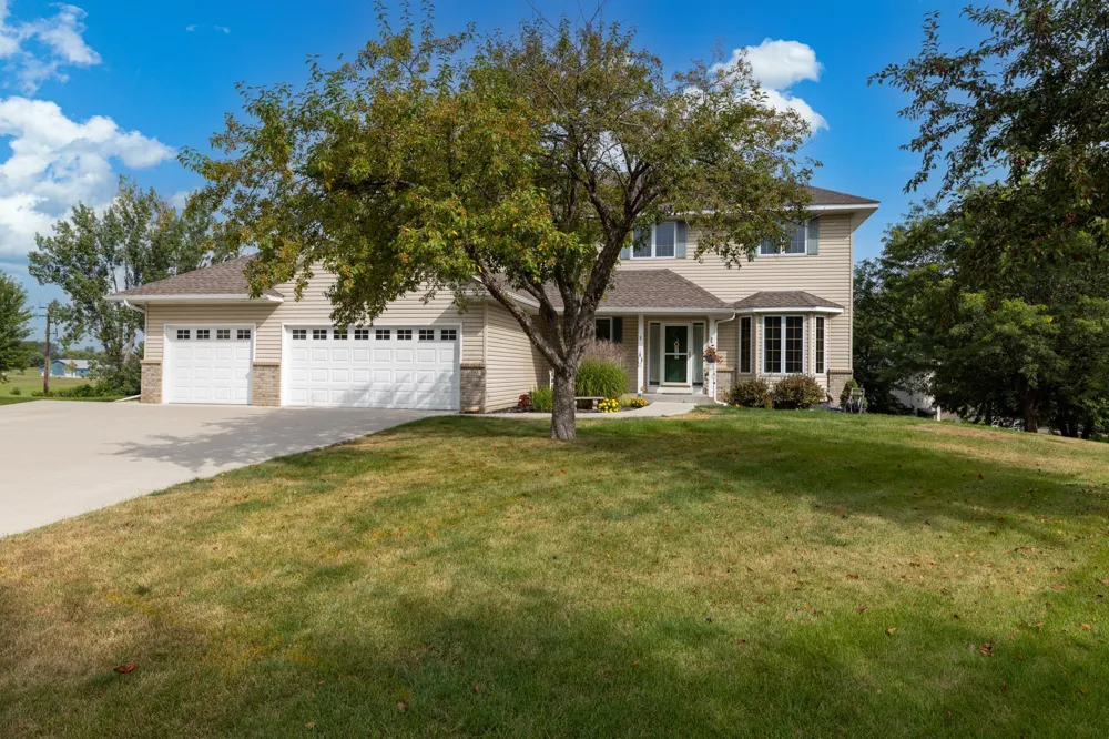 21386 Goldenrod Circle Rogers, MN 55374