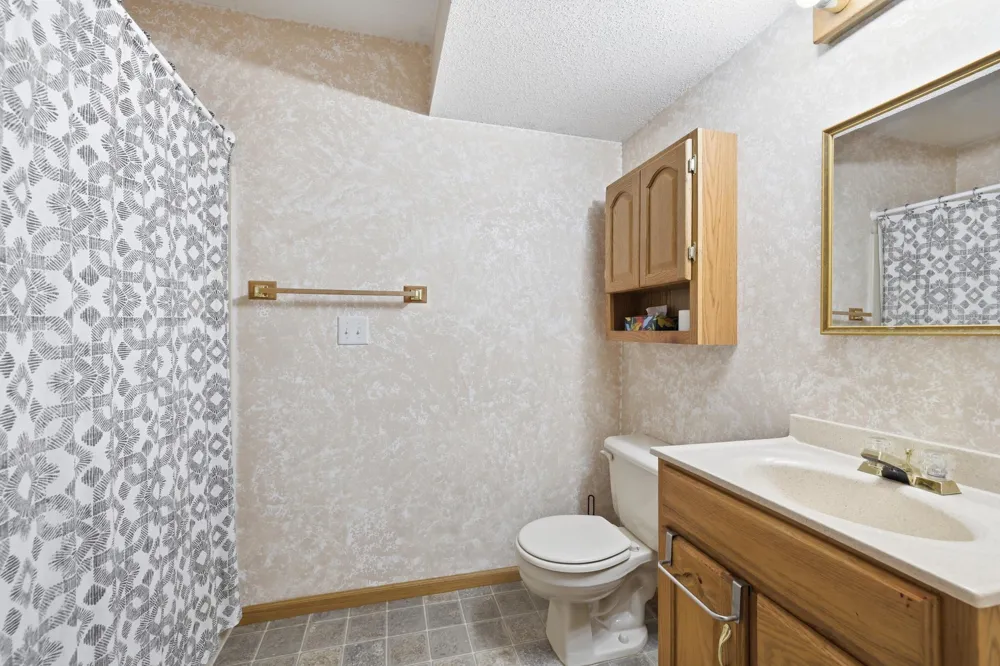 21386 Goldenrod Circle Rogers, MN 55374