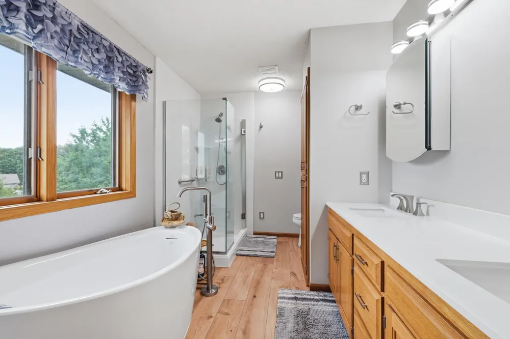 21386 Goldenrod Circle Rogers, MN 55374