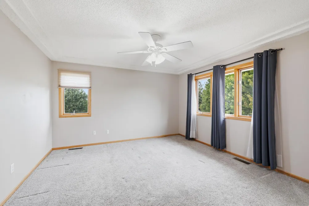 21386 Goldenrod Circle Rogers, MN 55374