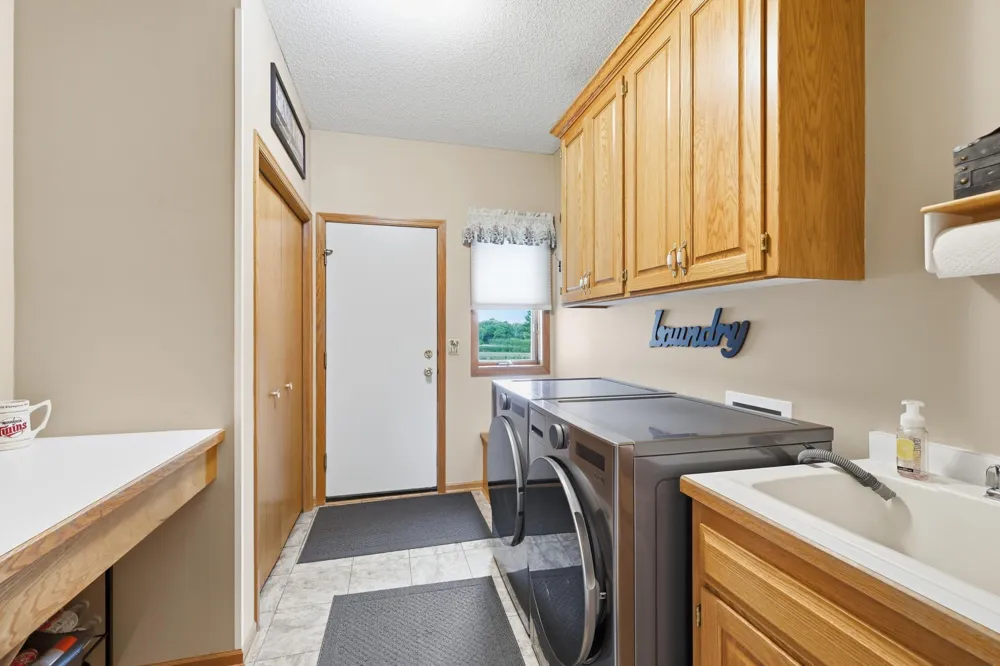 21386 Goldenrod Circle Rogers, MN 55374
