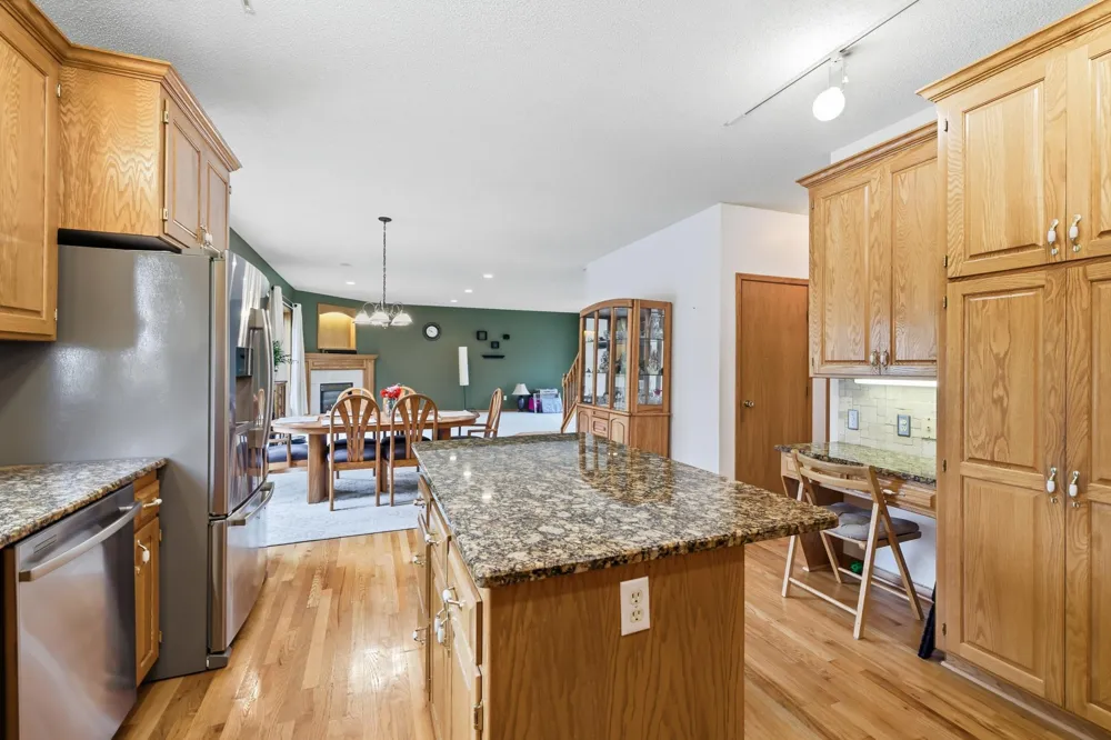 21386 Goldenrod Circle Rogers, MN 55374