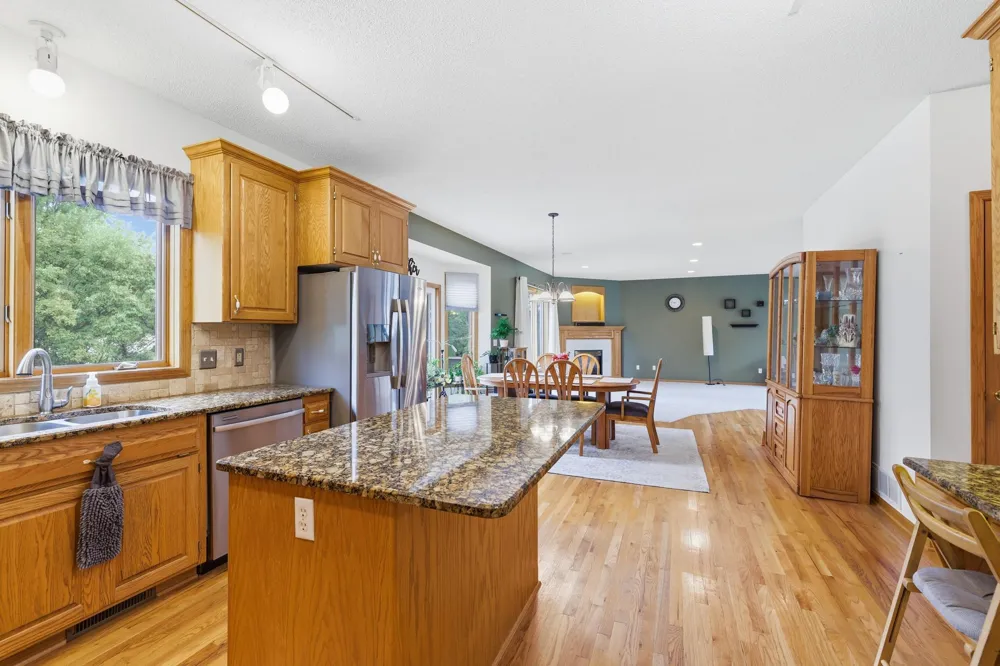 21386 Goldenrod Circle Rogers, MN 55374