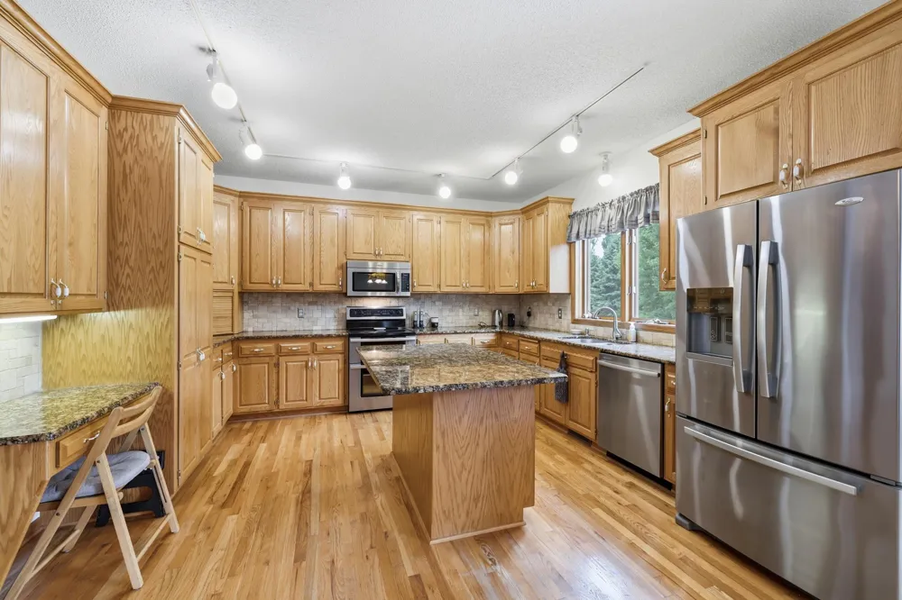 21386 Goldenrod Circle Rogers, MN 55374