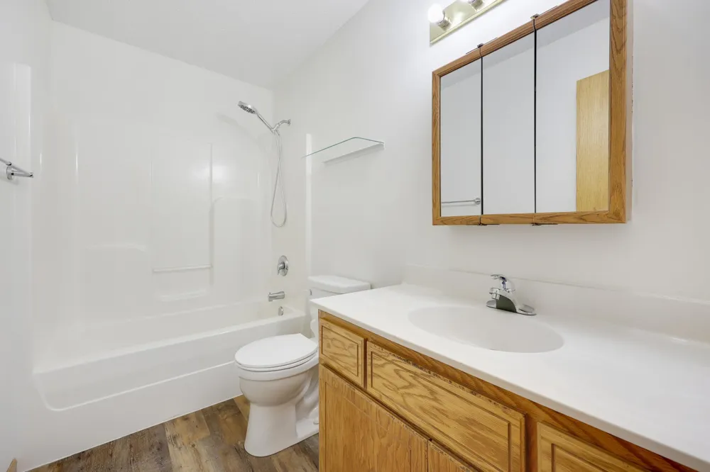 800 Portage Avenue Mora, MN 55051