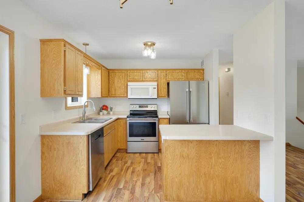 800 Portage Avenue Mora, MN 55051