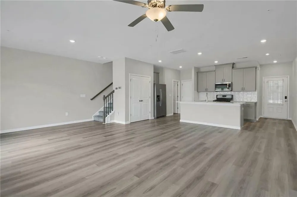 1402 Vayda Court Marietta, GA 30066