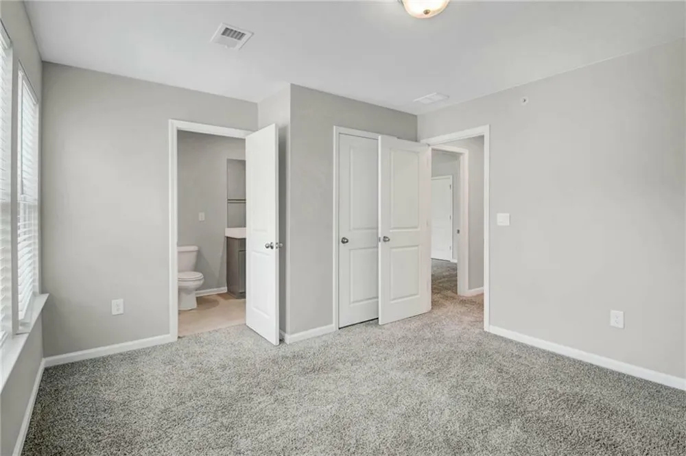 1402 Vayda Court Marietta, GA 30066