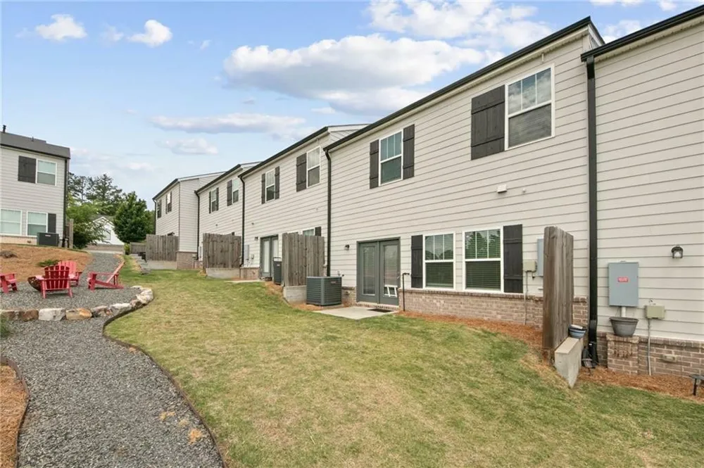 1402 Vayda Court Marietta, GA 30066
