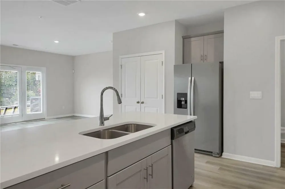 1402 Vayda Court Marietta, GA 30066