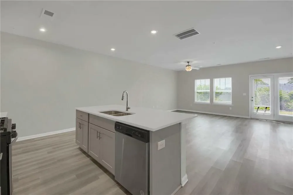 1402 Vayda Court Marietta, GA 30066