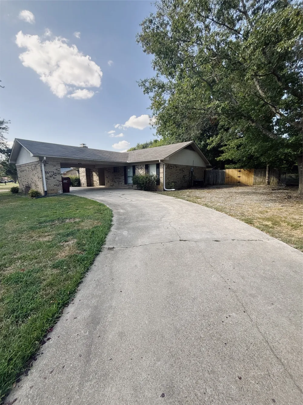 526 Park Lane Mount Vernon, TX 75457