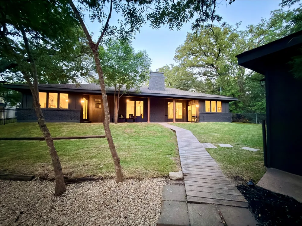 341 Scenic Drive Highland Village, TX 75077