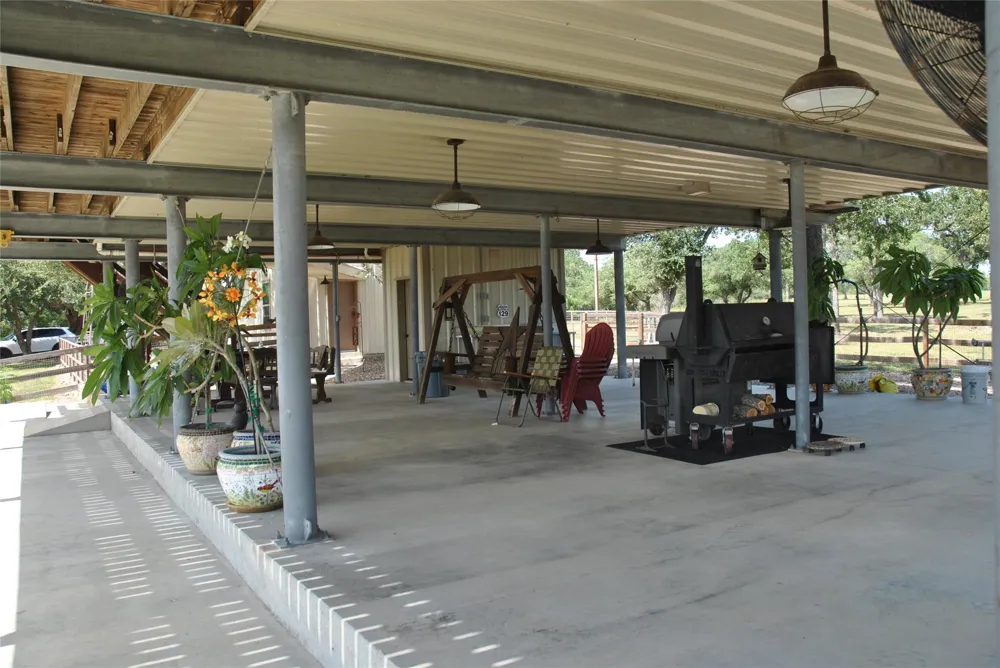 17377 Highway 87 Victoria, TX 77976