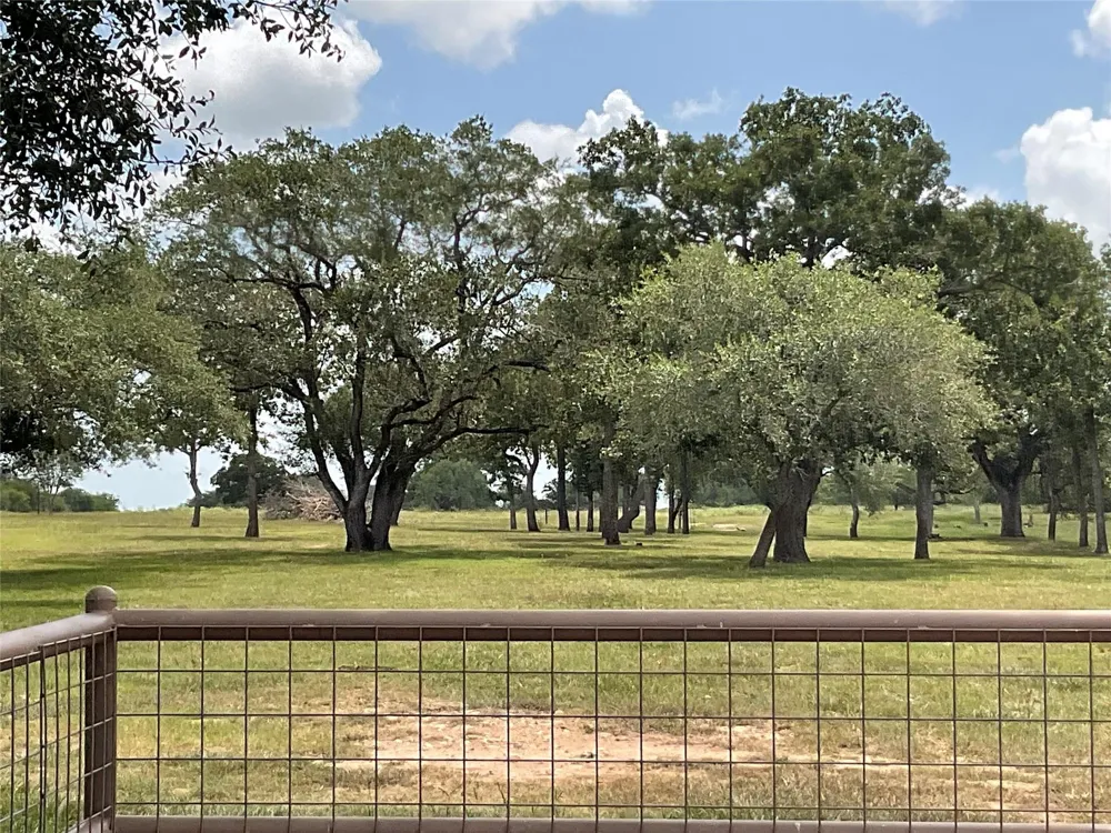 17377 Highway 87 Victoria, TX 77976