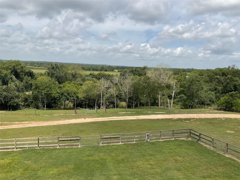 17377 Highway 87 Victoria, TX 77976