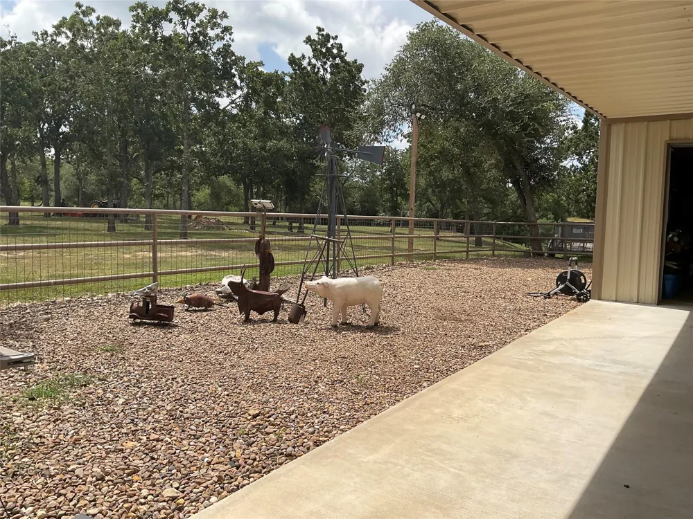 17377 Highway 87 Victoria, TX 77976