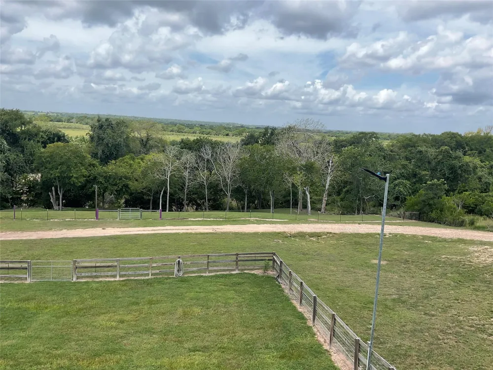 17377 Highway 87 Victoria, TX 77976