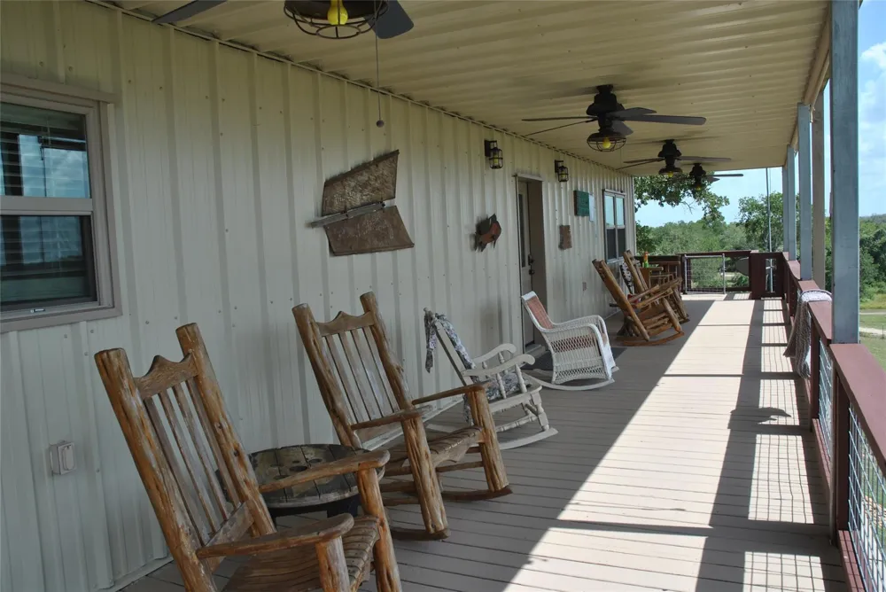 17377 Highway 87 Victoria, TX 77976