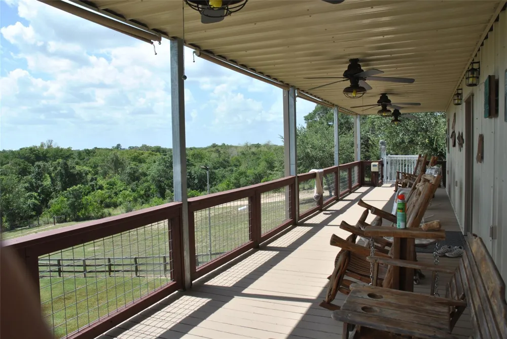 17377 Highway 87 Victoria, TX 77976