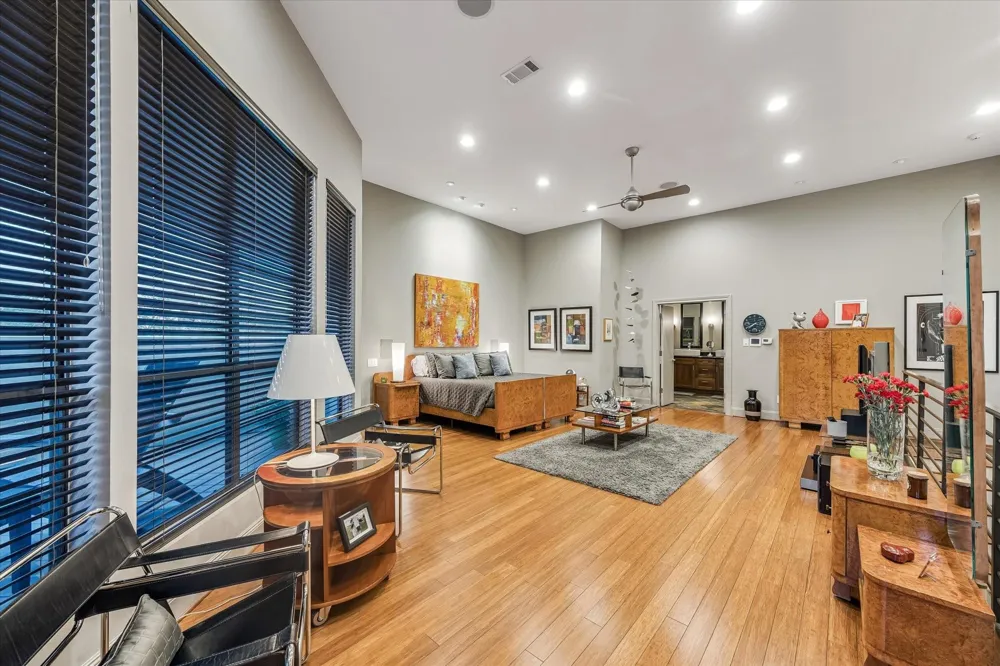 2608 Montrose Boulevard Houston, TX 77006