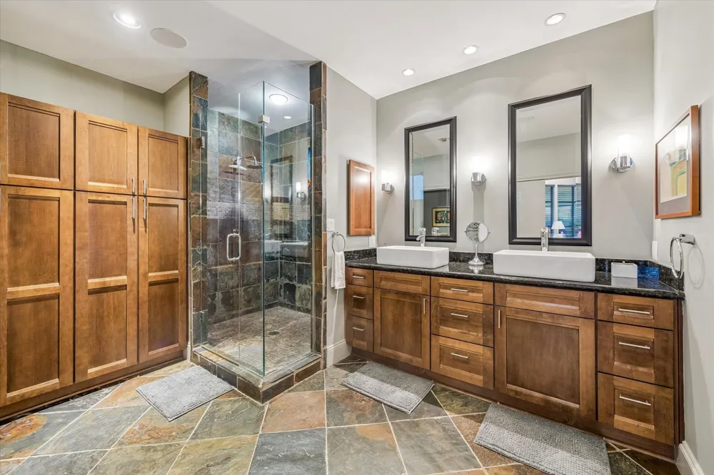 2608 Montrose Boulevard Houston, TX 77006