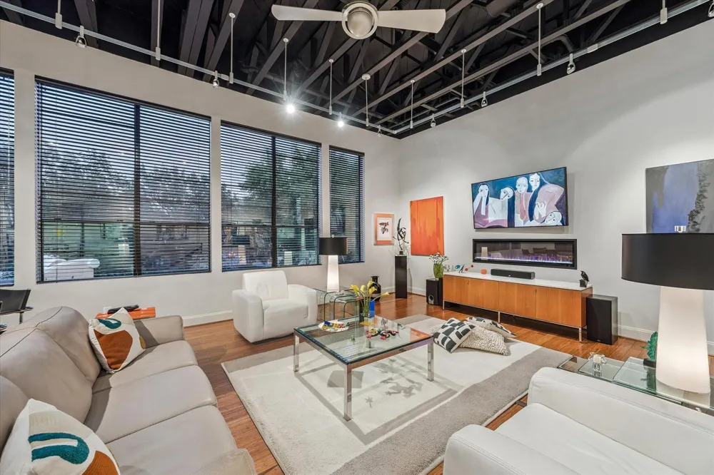2608 Montrose Boulevard Houston, TX 77006