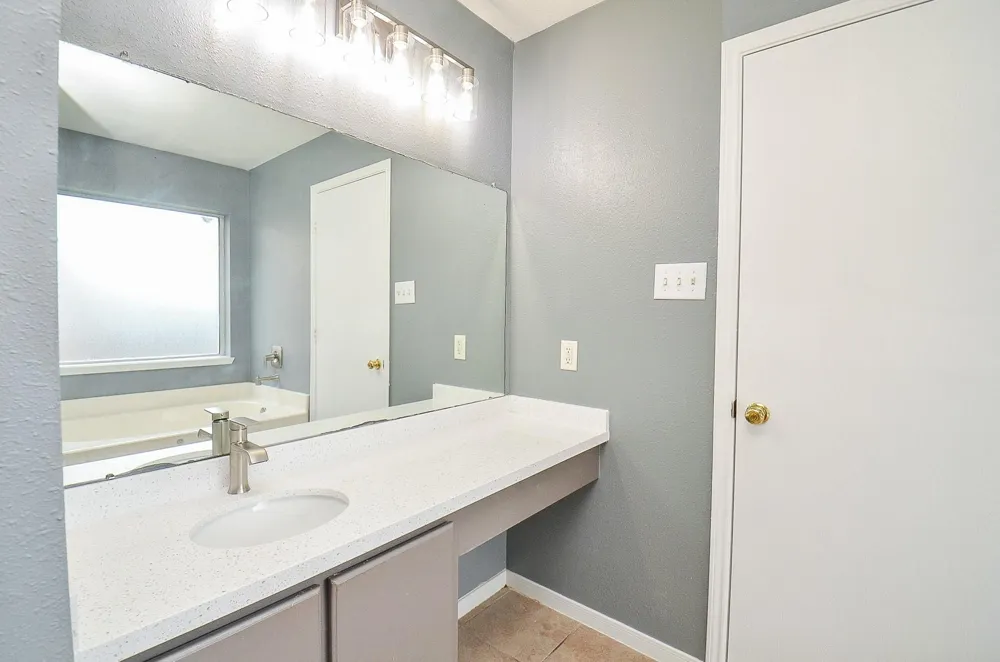 1910 Poco Drive Missouri City, TX 77489