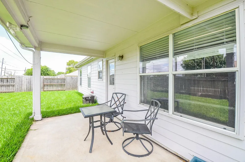 1910 Poco Drive Missouri City, TX 77489