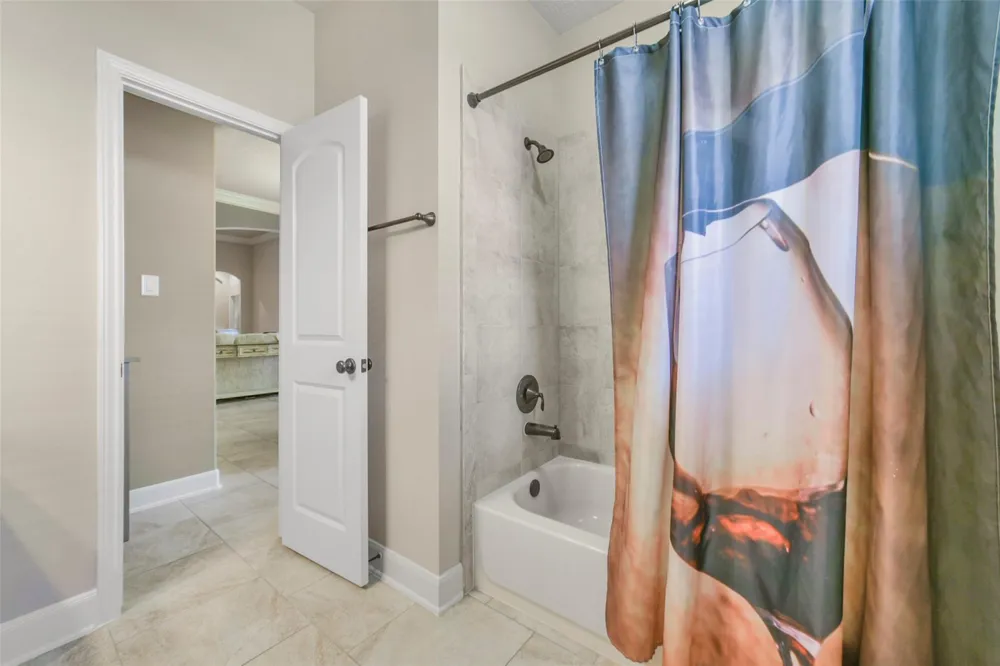 21214 Redcrest Manor Drive Richmond, TX 77406