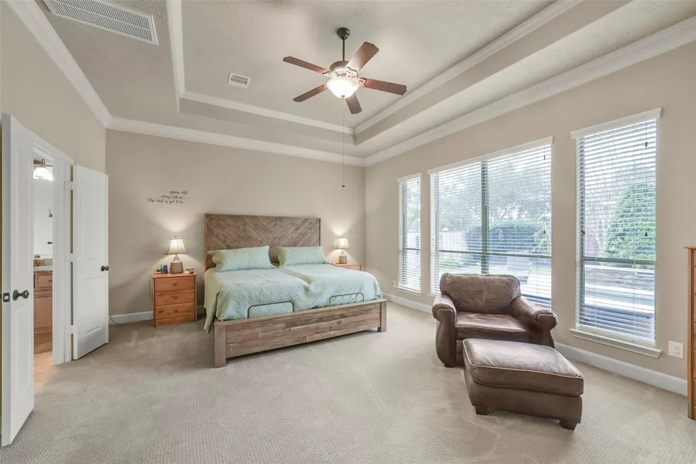 21214 Redcrest Manor Drive Richmond, TX 77406
