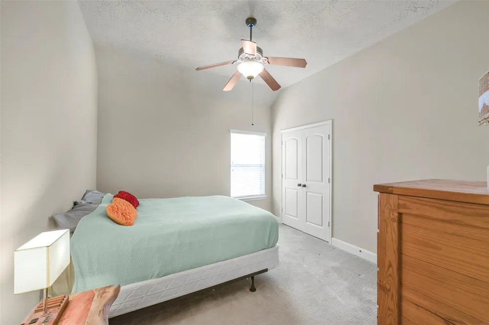 21214 Redcrest Manor Drive Richmond, TX 77406