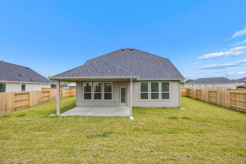 322 Ruby Ford Drive Cove, TX 77523