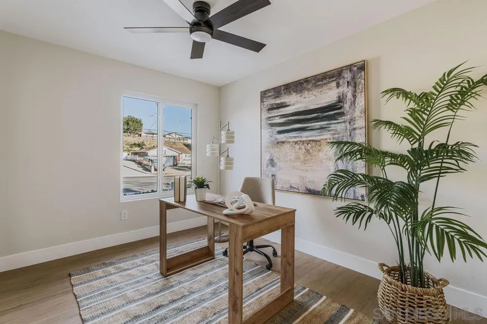 5994 Amaya Dr La Mesa, CA 91942