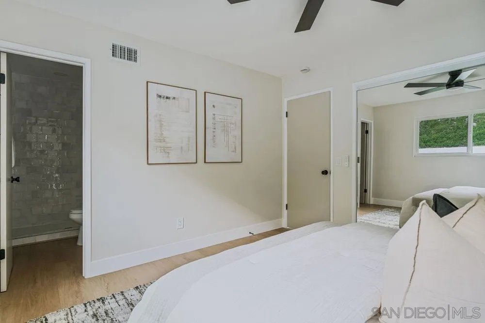 5994 Amaya Dr La Mesa, CA 91942