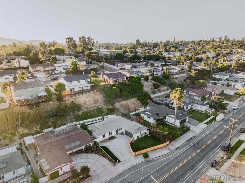 5994 Amaya Dr La Mesa, CA 91942