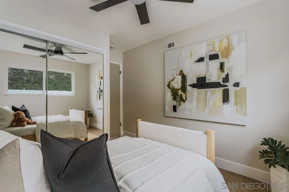 5994 Amaya Dr La Mesa, CA 91942