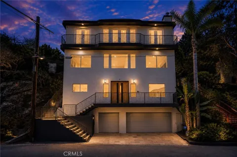2927 Park Center
