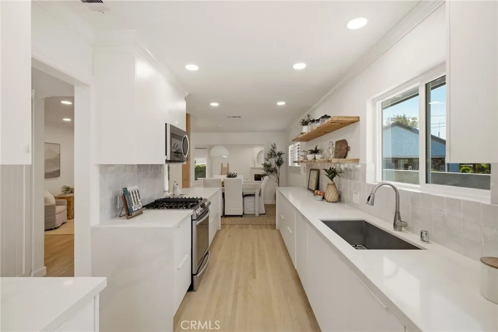 3706 W 157th Street Lawndale, CA 90260