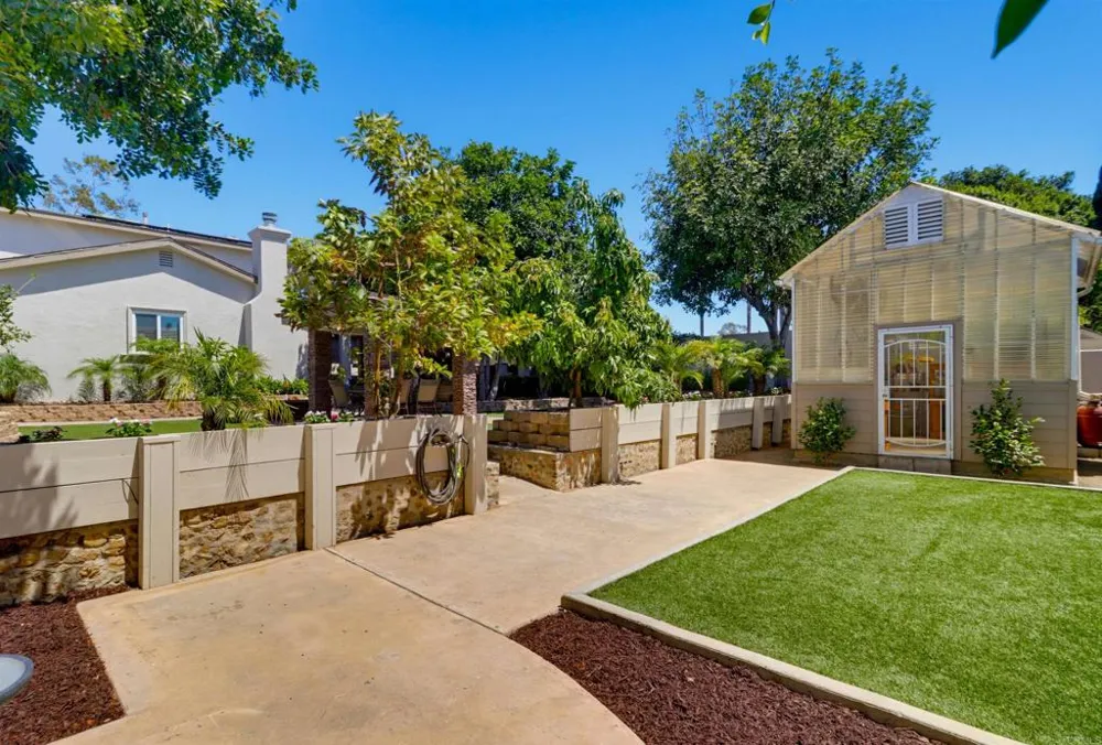 5150 Harmony Lane La Mesa, CA 91941