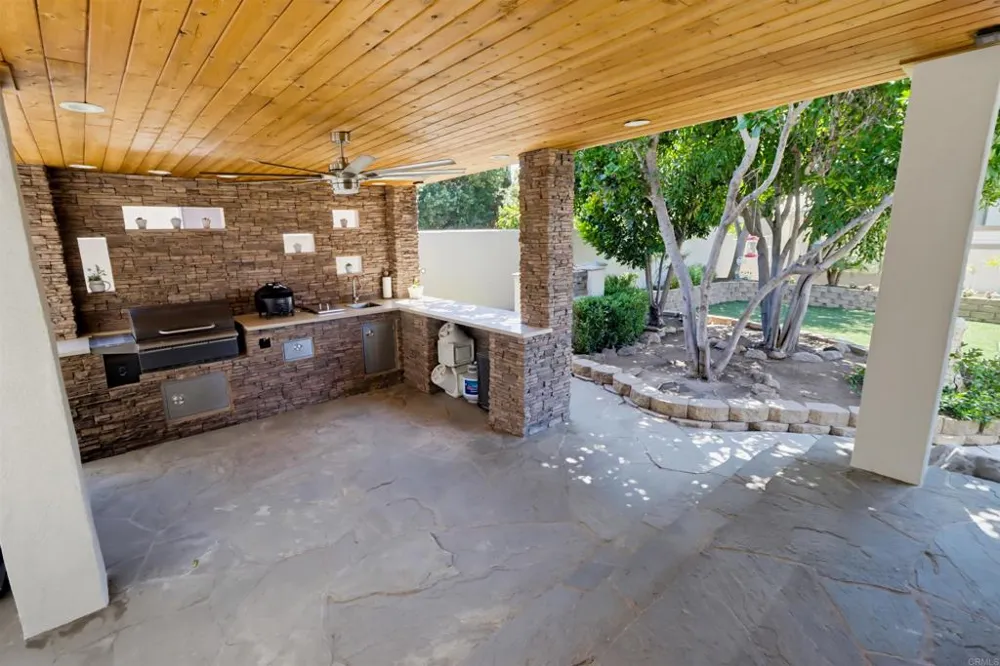 5150 Harmony Lane La Mesa, CA 91941