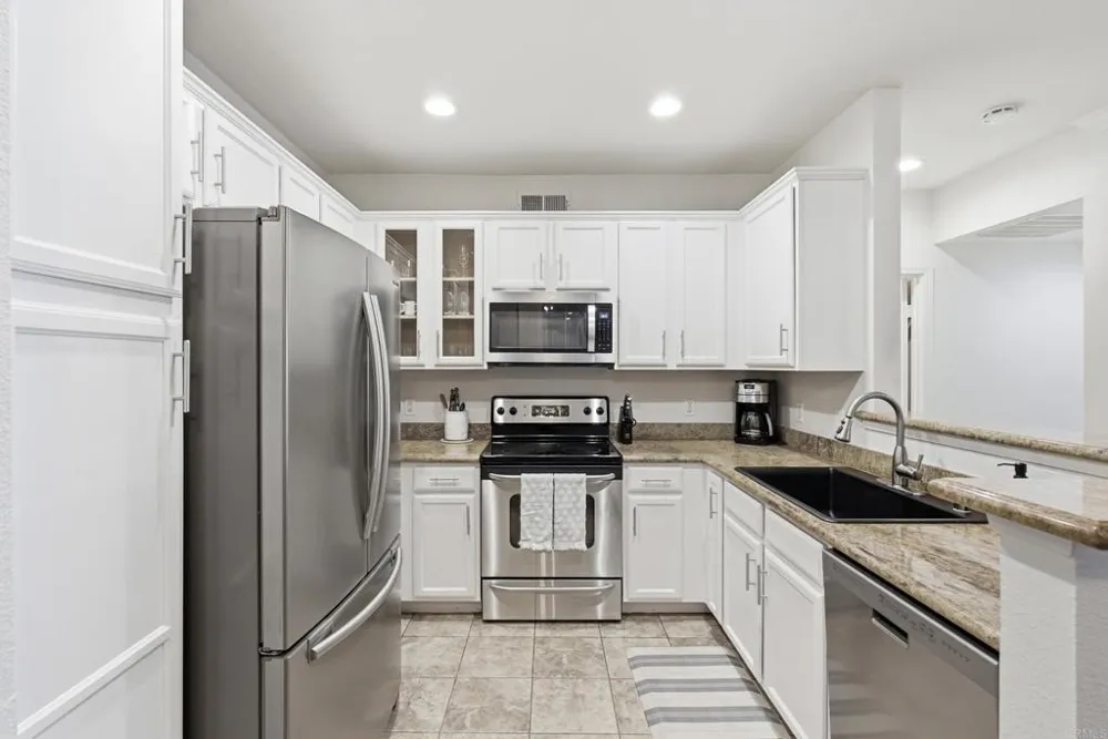 3845 Elijah Ct #613 San Diego, CA 92130