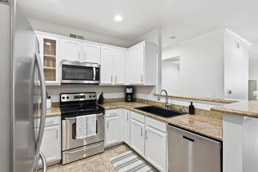 3845 Elijah Ct #613 San Diego, CA 92130