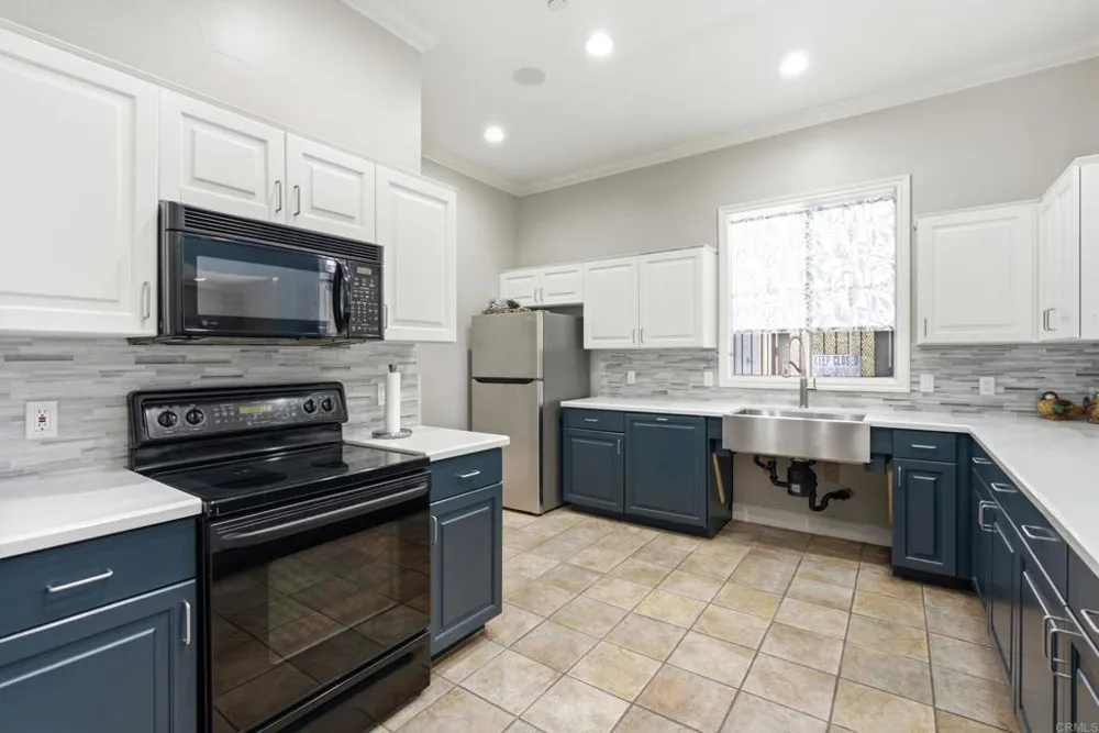 3845 Elijah Ct #613 San Diego, CA 92130