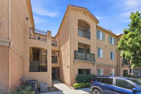 3845 Elijah Ct #613