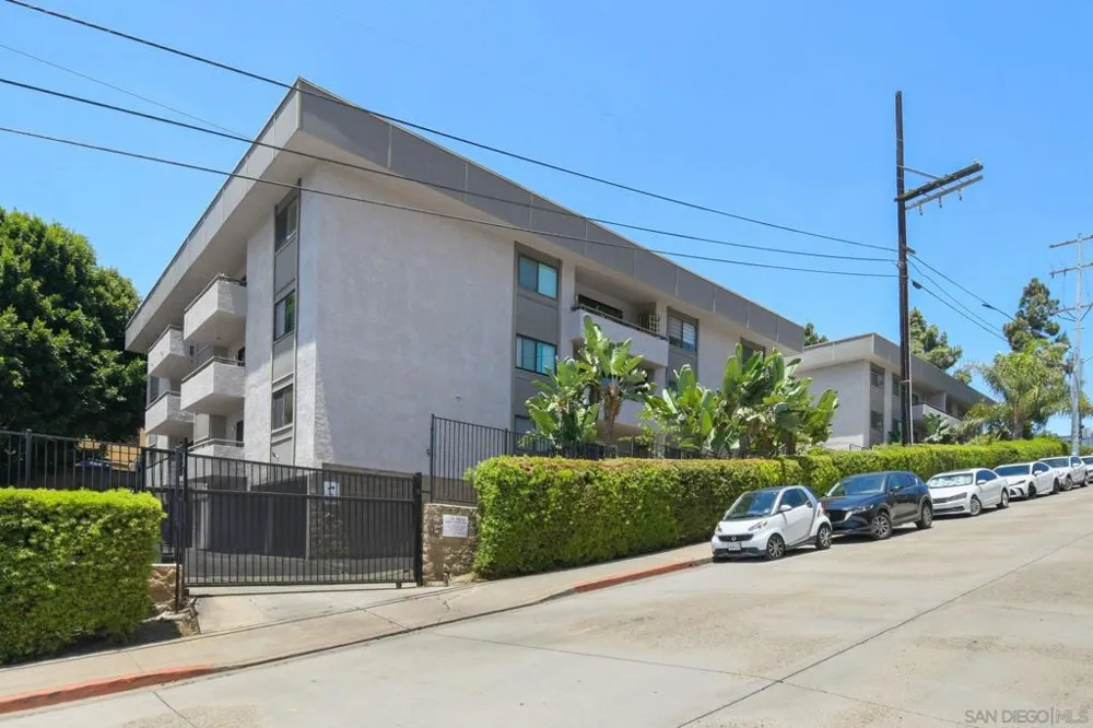 3940 Dove Street #204 San Diego, CA 92103